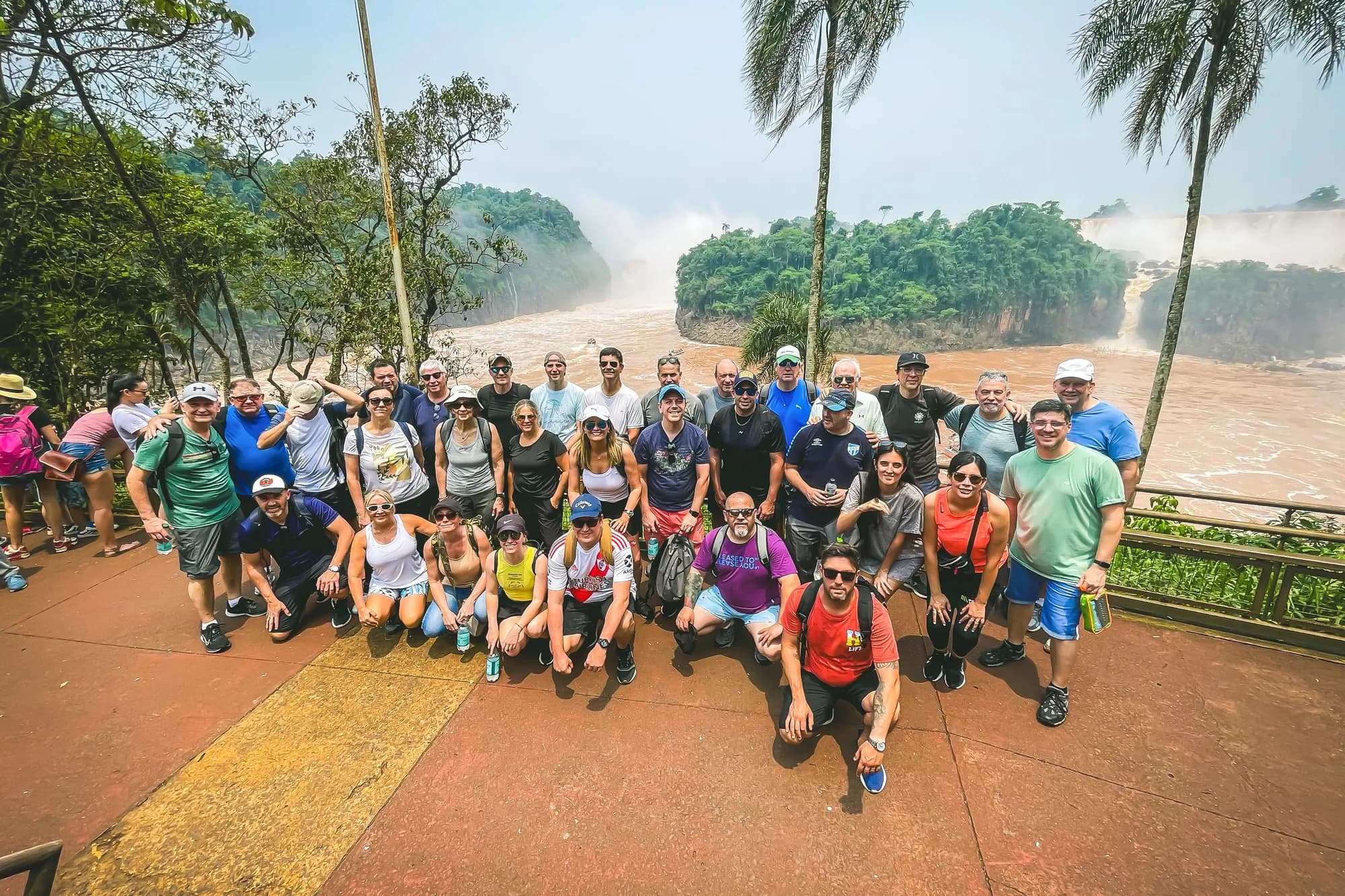 Grupo de incentivo de AV Business & Communication en las Cataratas del Iguazú