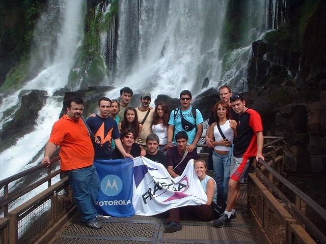 Campana Motofiestas Motorola - grupo en Cataratas del Iguazu - AV Business